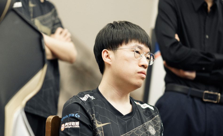 而在t3-unsure这四个级别中,则是出现了比较多的欧美选手.