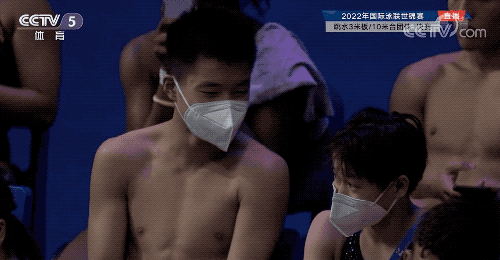 夺金太轻松！全红婵捂脸笑弯了腰 捕捉镜头迅速比耶 还告诉白钰鸣休闲区蓝鸢梦想 - Www.slyday.coM