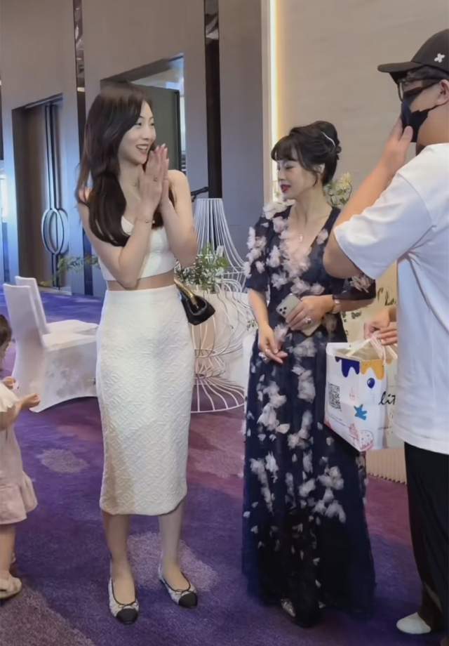 富婆cici姐大搞生日宴18岁女儿现身孙耀威骆达华麦长青到场