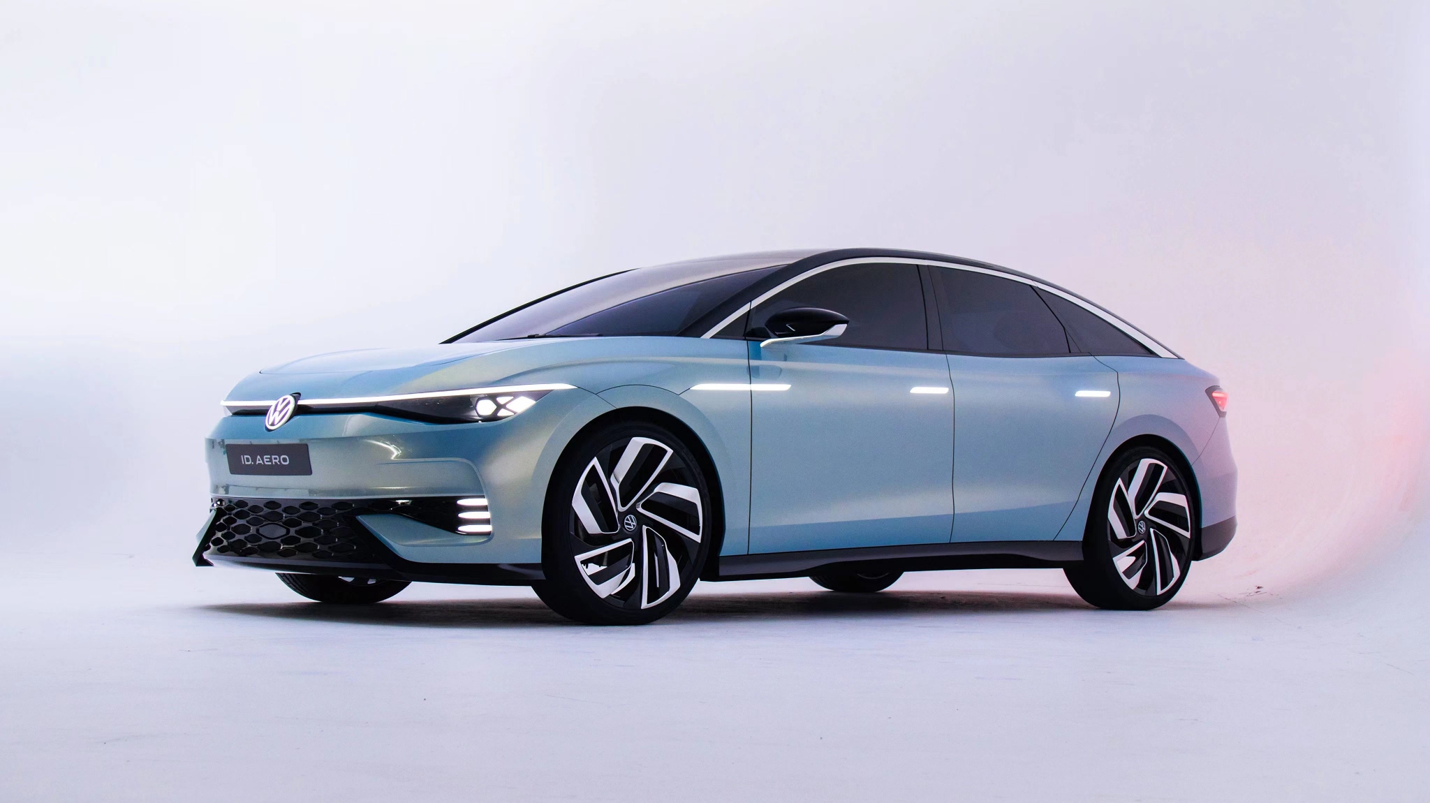 全新大众概念车idaero开启纯电新篇章