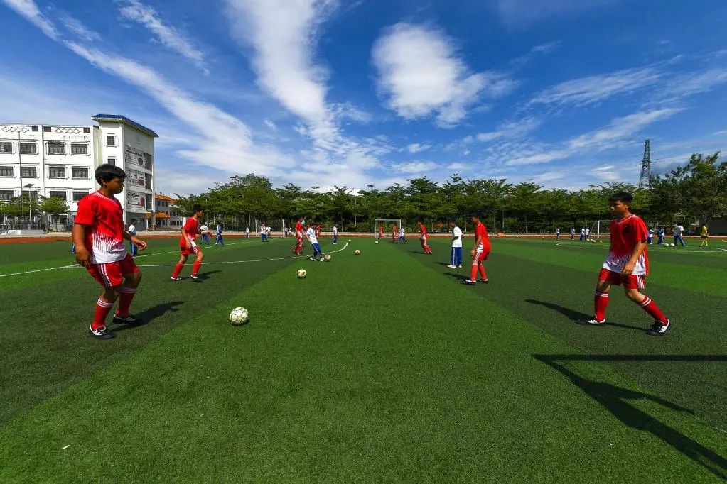 中国青少年足球联赛的名头很大，但关键在于能否扎扎实实打上几年休闲区蓝鸢梦想 - Www.slyday.coM