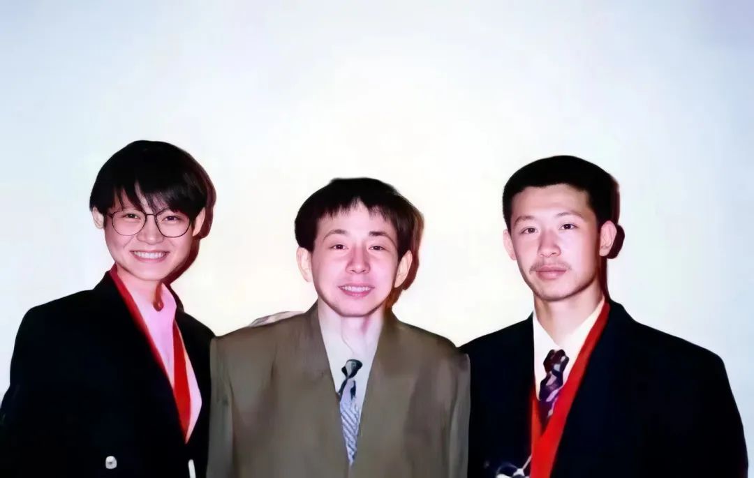 北大第1位博士：左手残疾、癌症晚期，却为中国拿下5个世界第一休闲区蓝鸢梦想 - Www.slyday.coM