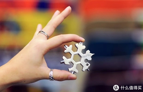 我妈说我净瞎买些“怪玩意”，0.15万的工资都影响不了我的格局了休闲区蓝鸢梦想 - Www.slyday.coM