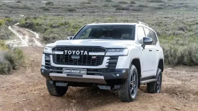 或将再次国产新一代兰德酷路泽路试谍照曝光硬汉造型谁不爱呢