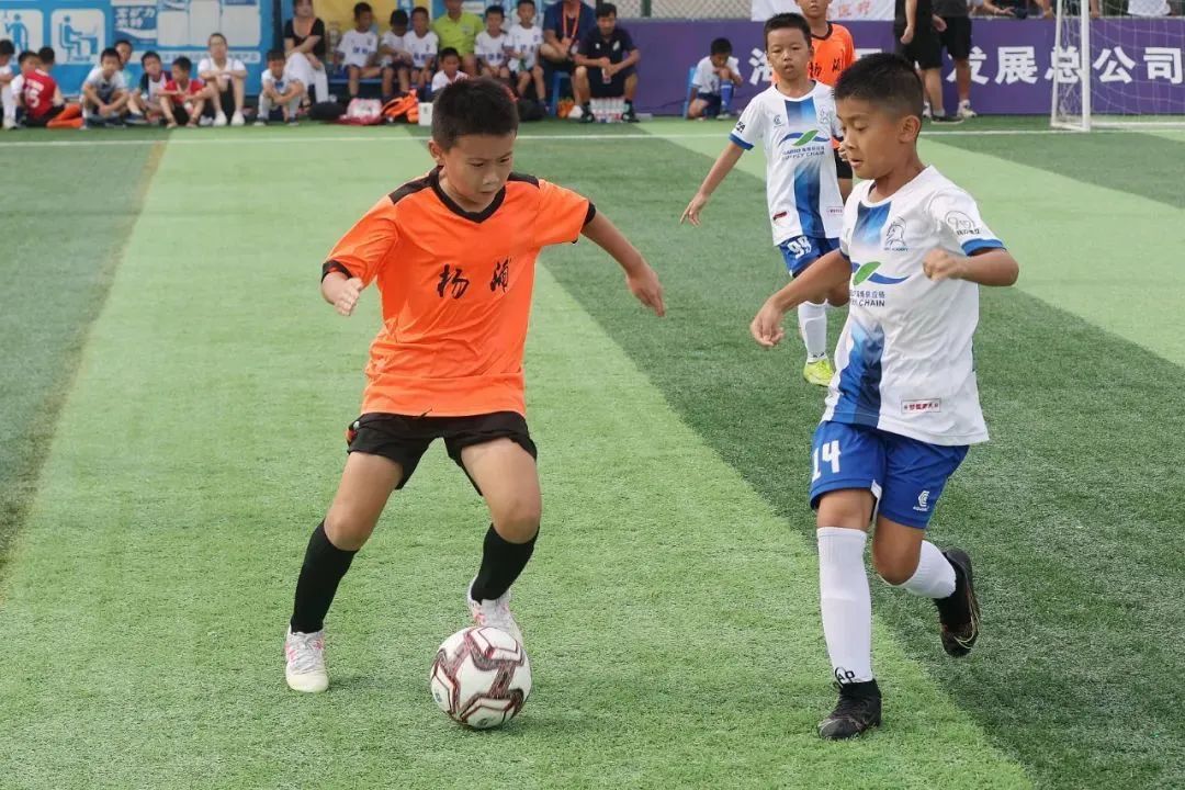 中国青少年足球联赛的名头很大，但关键在于能否扎扎实实打上几年休闲区蓝鸢梦想 - Www.slyday.coM