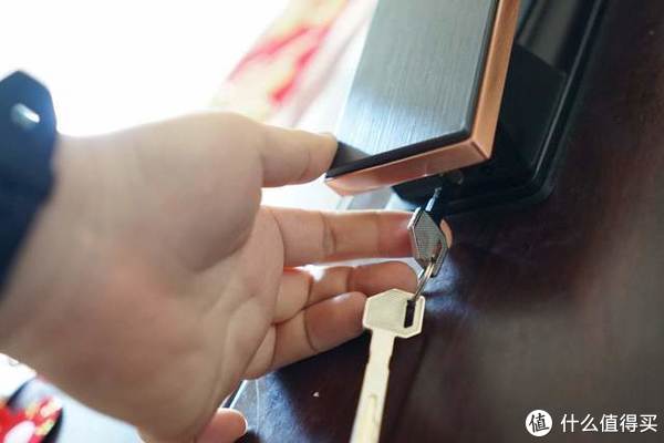 VOC可视对讲猫眼指纹锁T11C怎么样？值得买吗？入手功能评测休闲区蓝鸢梦想 - Www.slyday.coM