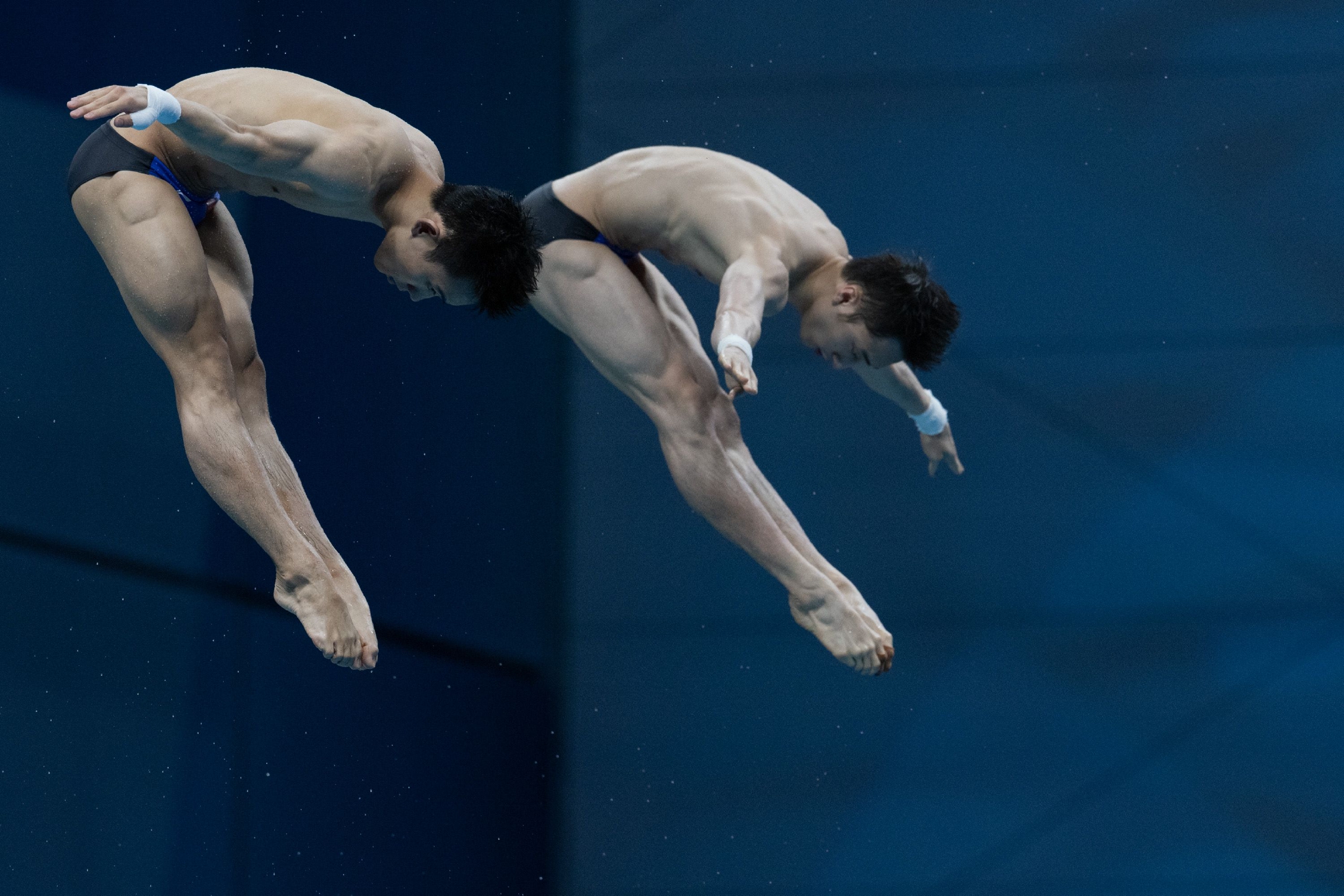跳水——世界杯西安站男子10米台：杨昊晋级决赛__财经头条