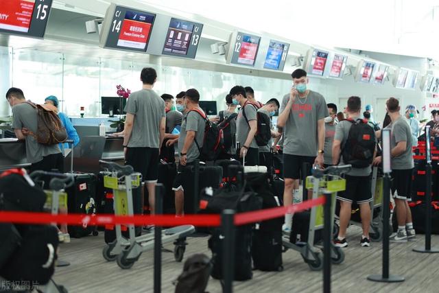 6战0胜+场均输20+！中国男篮vs澳大利亚凶多吉少，打二队有胜算吗休闲区蓝鸢梦想 - Www.slyday.coM