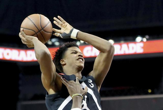 沙里夫：我出生时父亲和科比在湖人夺冠 现在我也穿上了湖人球衣休闲区蓝鸢梦想 - Www.slyday.coM