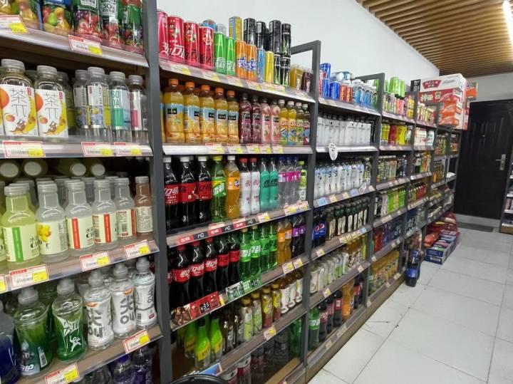 守到凌晨3点的杭州小便利店：和气温一起上涨的是营业额，网红小姐姐最爱这时来下单休闲区蓝鸢梦想 - Www.slyday.coM