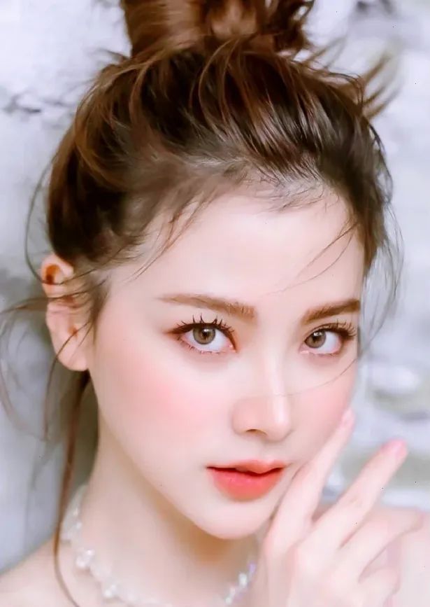 地下室小情侣突然跻身时装周？有点时髦，但不多…休闲区蓝鸢梦想 - Www.slyday.coM