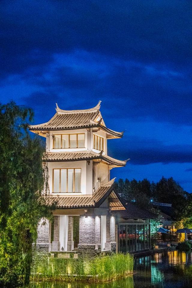 丽江铂尔曼的酒店太舒服了,泡浴缸、晒太阳,度假就应该这样休闲区蓝鸢梦想 - Www.slyday.coM 丽江铂尔曼的酒店太舒服了,泡浴缸、晒太阳,度假就应该这样休闲区蓝鸢梦想 - Www.slyday.coM