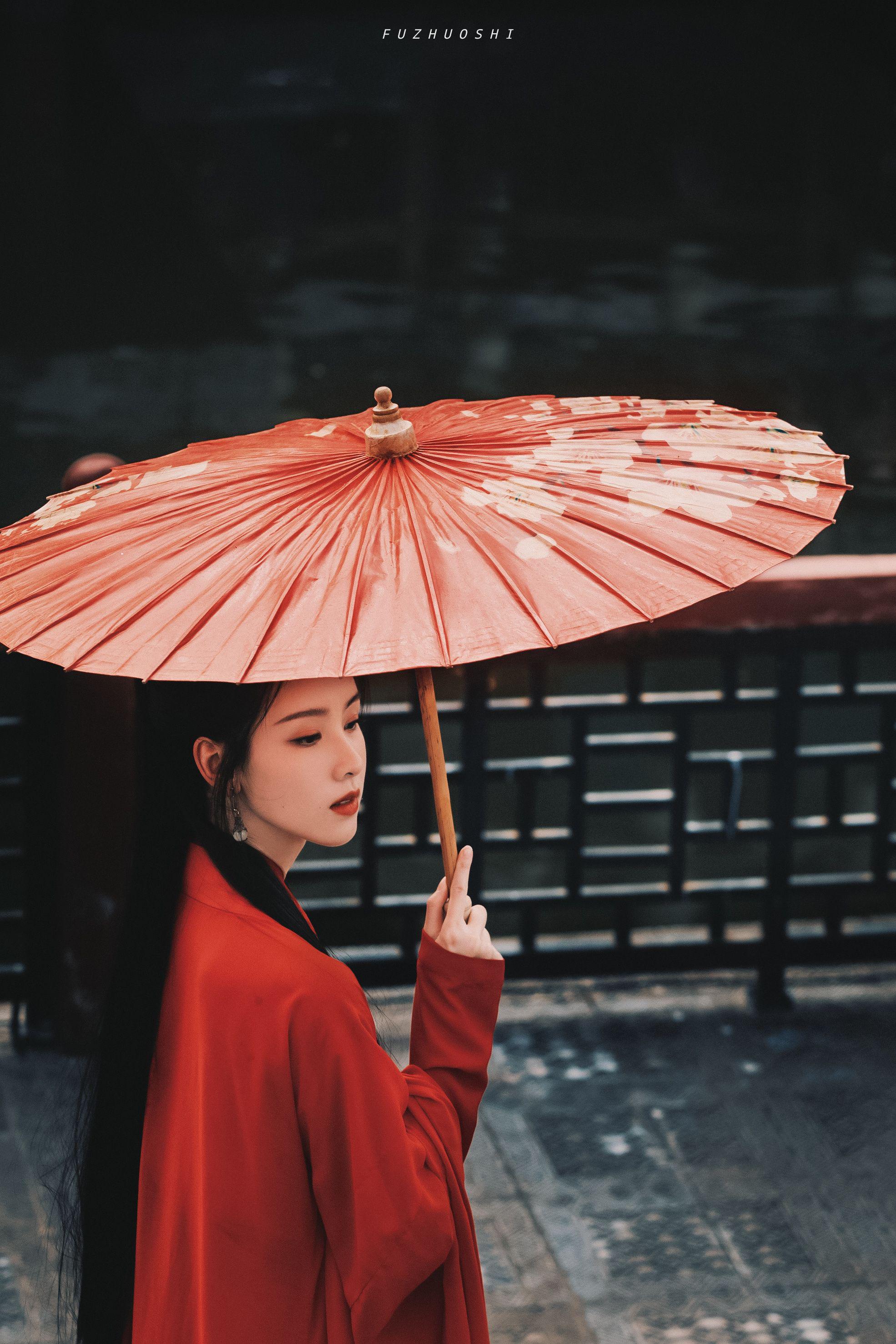 陈都灵|笑红尘