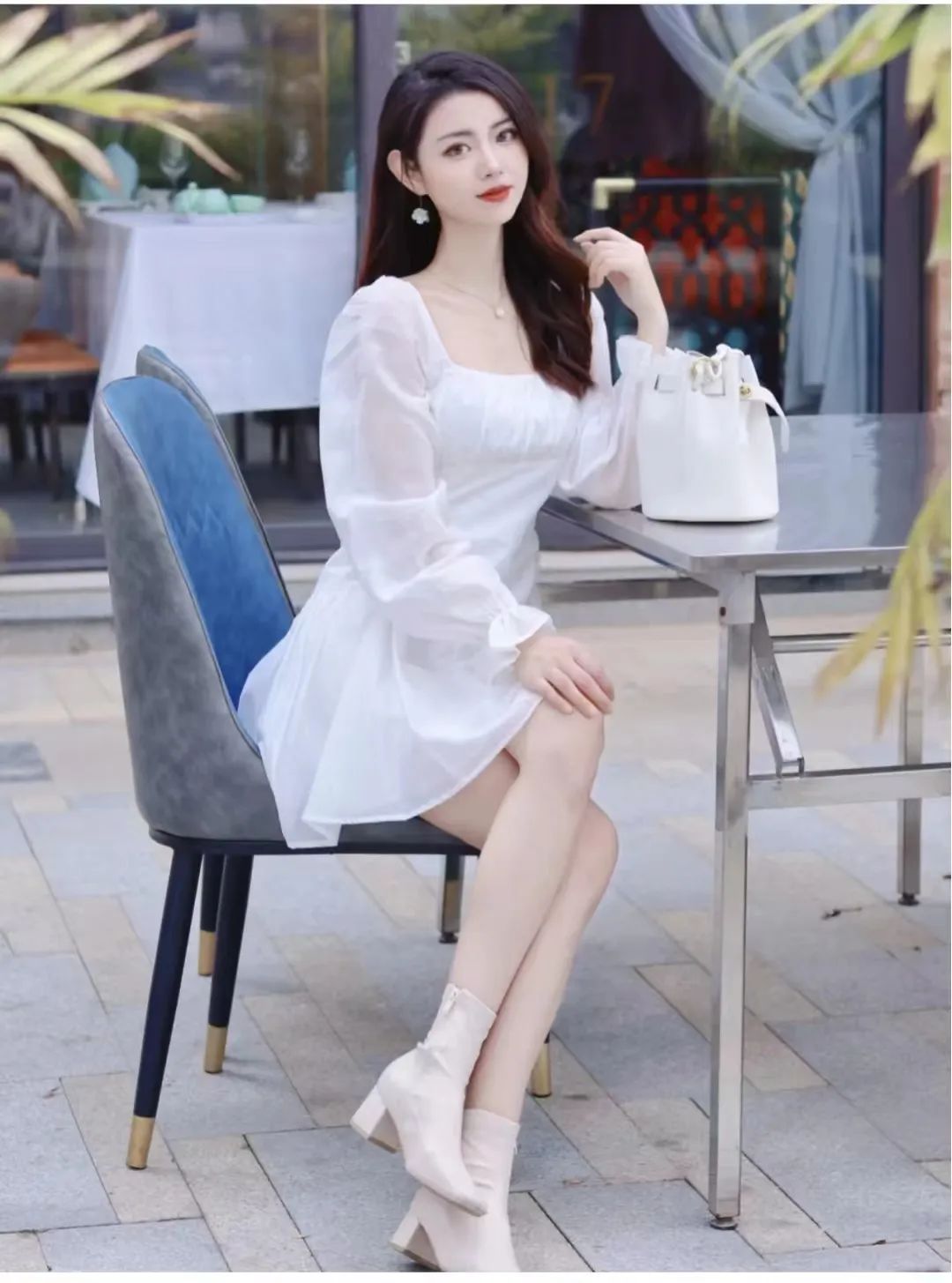 夏天的职场穿搭,职场人都这样穿,上班休闲两不误,简约舒适休闲区蓝鸢梦想 - Www.slyday.coM 夏天的职场穿搭,职场人都这样穿,上班休闲两不误,简约舒适休闲区蓝鸢梦想 - Www.slyday.coM