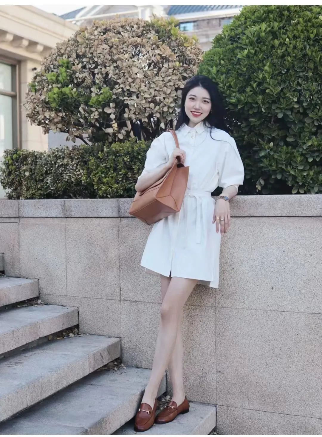 夏天的职场穿搭,职场人都这样穿,上班休闲两不误,简约舒适休闲区蓝鸢梦想 - Www.slyday.coM 夏天的职场穿搭,职场人都这样穿,上班休闲两不误,简约舒适休闲区蓝鸢梦想 - Www.slyday.coM