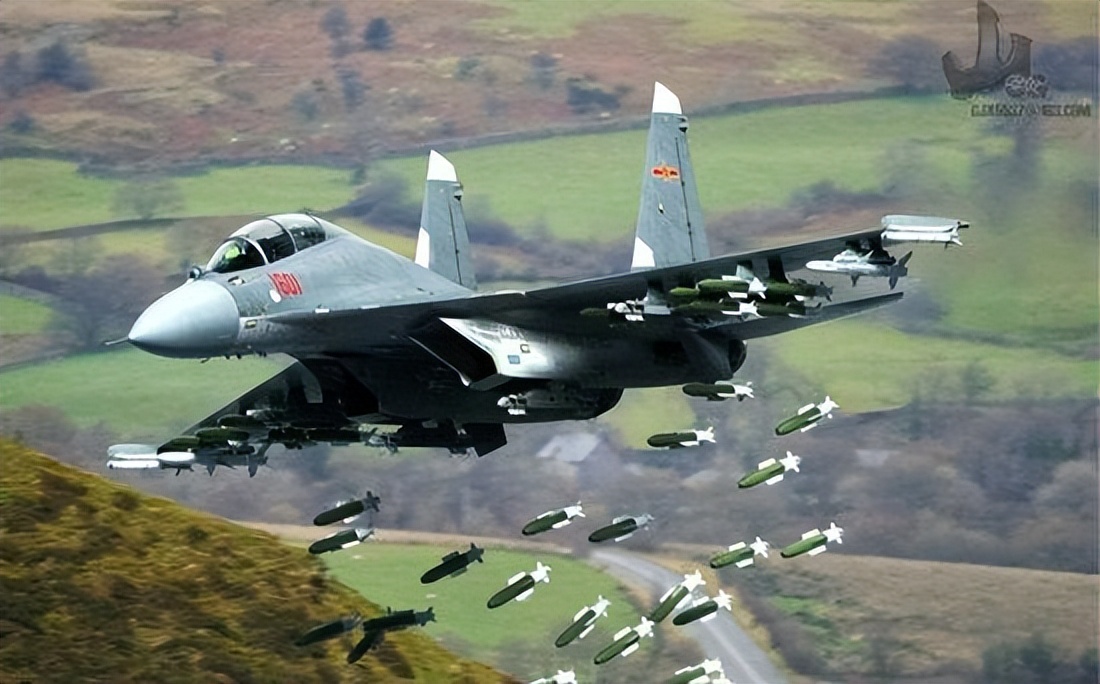 战力仅次于歼20，却被美国人直接封神，歼16到底有啥黑科技？休闲区蓝鸢梦想 - Www.slyday.coM