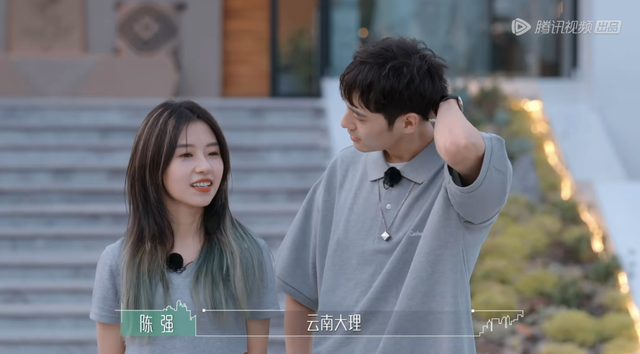 《爱情这件小事》首播，三大恋综CP曝初吻地点，罗拉王再撒糖休闲区蓝鸢梦想 - Www.slyday.coM