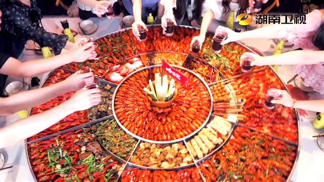 长沙，第1名！年轻人为什么这么爱长沙？休闲区蓝鸢梦想 - Www.slyday.coM