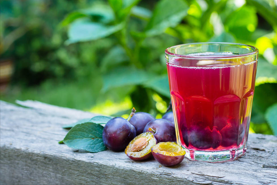 西梅汁真的可以通便吗?长期喝西梅汁对身体有危害吗?请看本文休闲区蓝鸢梦想 - Www.slyday.coM 西梅汁真的可以通便吗?长期喝西梅汁对身体有危害吗?请看本文休闲区蓝鸢梦想 - Www.slyday.coM