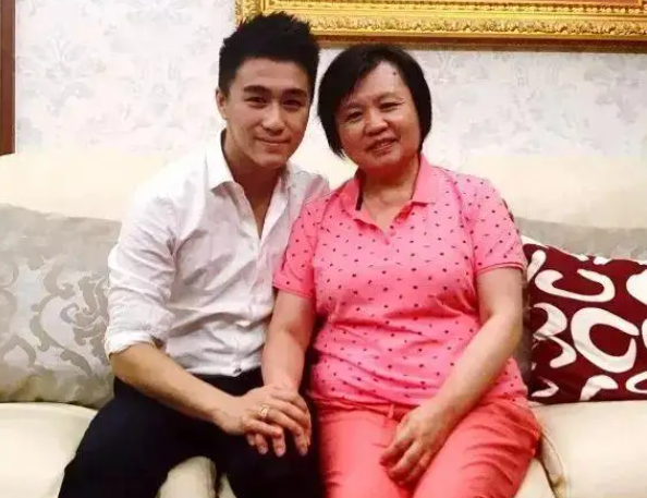 退休后获1.2亿别墅,以及66万的安家费,赌王家保姆地位有多高?休闲区蓝鸢梦想 - Www.slyday.coM 退休后获1.2亿别墅,以及66万的安家费,赌王家保姆地位有多高?休闲区蓝鸢梦想 - Www.slyday.coM