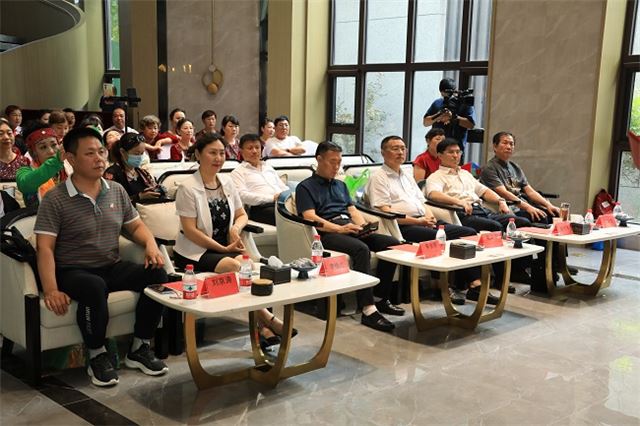 党在我心中休闲区蓝鸢梦想 - Www.slyday.coM