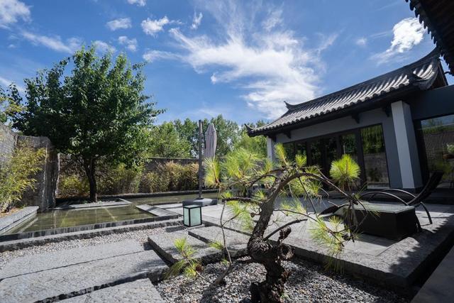 丽江铂尔曼的酒店太舒服了,泡浴缸、晒太阳,度假就应该这样休闲区蓝鸢梦想 - Www.slyday.coM 丽江铂尔曼的酒店太舒服了,泡浴缸、晒太阳,度假就应该这样休闲区蓝鸢梦想 - Www.slyday.coM