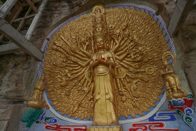 成都周边一个超小众的地方,有静谧佛陀群像,浮躁的你一定要来看休闲区蓝鸢梦想 - Www.slyday.coM 成都周边一个超小众的地方,有静谧佛陀群像,浮躁的你一定要来看休闲区蓝鸢梦想 - Www.slyday.coM