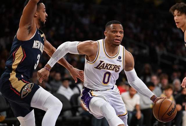 4年2.21亿!最后一年6127万!威少续约合同曝光,谁会是冤大头?休闲区蓝鸢梦想 - Www.slyday.coM 4年2.21亿!最后一年6127万!威少续约合同曝光,谁会是冤大头?休闲区蓝鸢梦想 - Www.slyday.coM