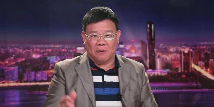 美女主持人李静雯的励志史:穷并不可怕,可怕的是自己放弃了机会休闲区蓝鸢梦想 - Www.slyday.coM 美女主持人李静雯的励志史:穷并不可怕,可怕的是自己放弃了机会休闲区蓝鸢梦想 - Www.slyday.coM