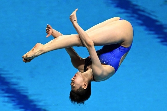 中国跳水梦之队4小时内连夺3金！世锦赛开局7金全包揽，对手绝望休闲区蓝鸢梦想 - Www.slyday.coM