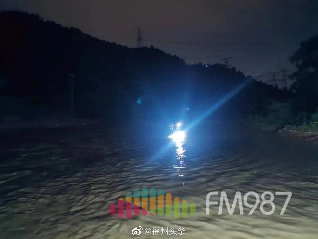 福州17岁女子不幸落水失踪休闲区蓝鸢梦想 - Www.slyday.coM