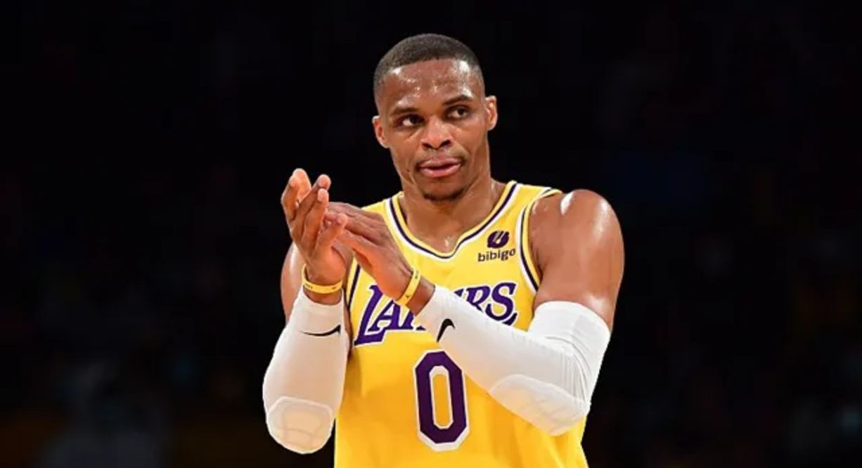 用“爱”引援？第一射手离队，湖人被曝只会画饼：除了钱啥都有！休闲区蓝鸢梦想 - Www.slyday.coM