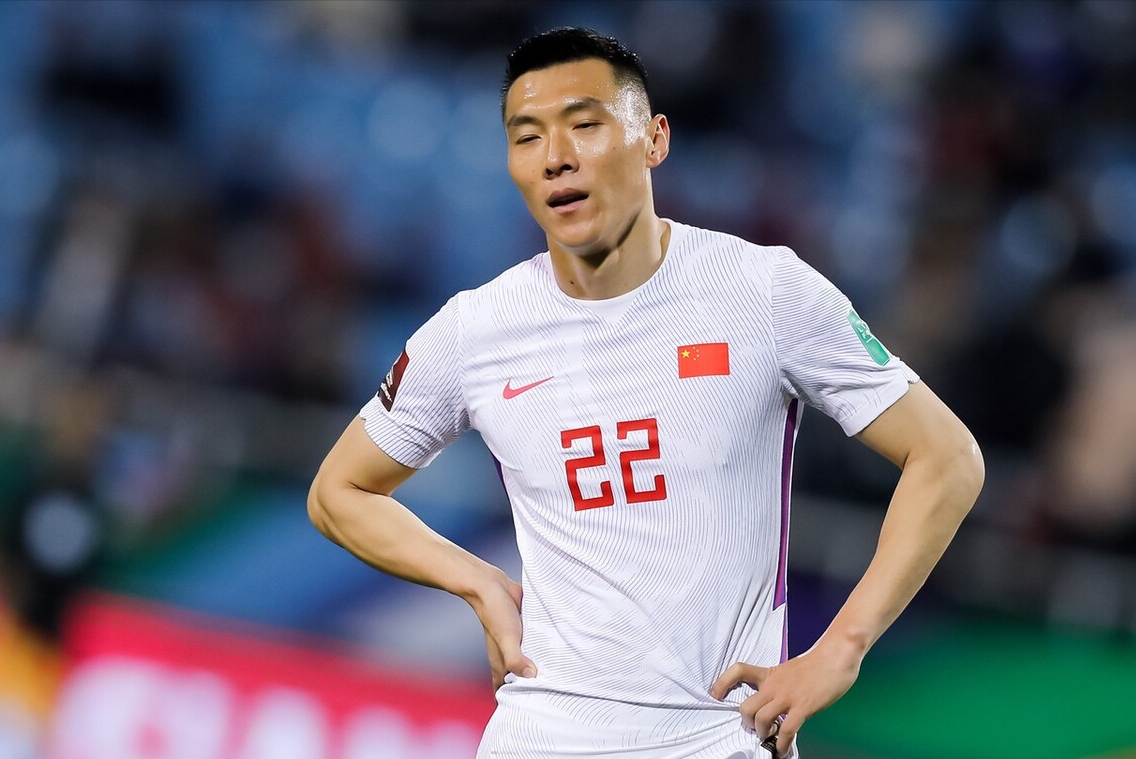 于大宝退出国家队为了逃避东亚杯?他们离开了,还能骂谁?休闲区蓝鸢梦想 - Www.slyday.coM 于大宝退出国家队为了逃避东亚杯?他们离开了,还能骂谁?休闲区蓝鸢梦想 - Www.slyday.coM