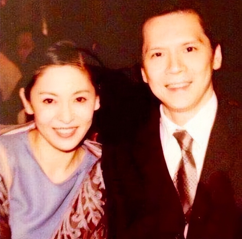 1989年,向太陈岚直接一巴掌甩在关之琳脸上:你知道为什么吗?休闲区蓝鸢梦想 - Www.slyday.coM 1989年,向太陈岚直接一巴掌甩在关之琳脸上:你知道为什么吗?休闲区蓝鸢梦想 - Www.slyday.coM