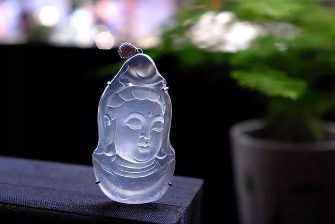 翡翠表面的蜡需要去掉吗?休闲区蓝鸢梦想 - Www.slyday.coM 翡翠表面的蜡需要去掉吗?休闲区蓝鸢梦想 - Www.slyday.coM