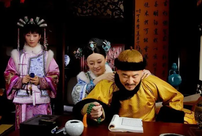 见面就把女主吓到郁闷，却被蔡少芬直接逼疯，恐怕也只有陈建斌！休闲区蓝鸢梦想 - Www.slyday.coM