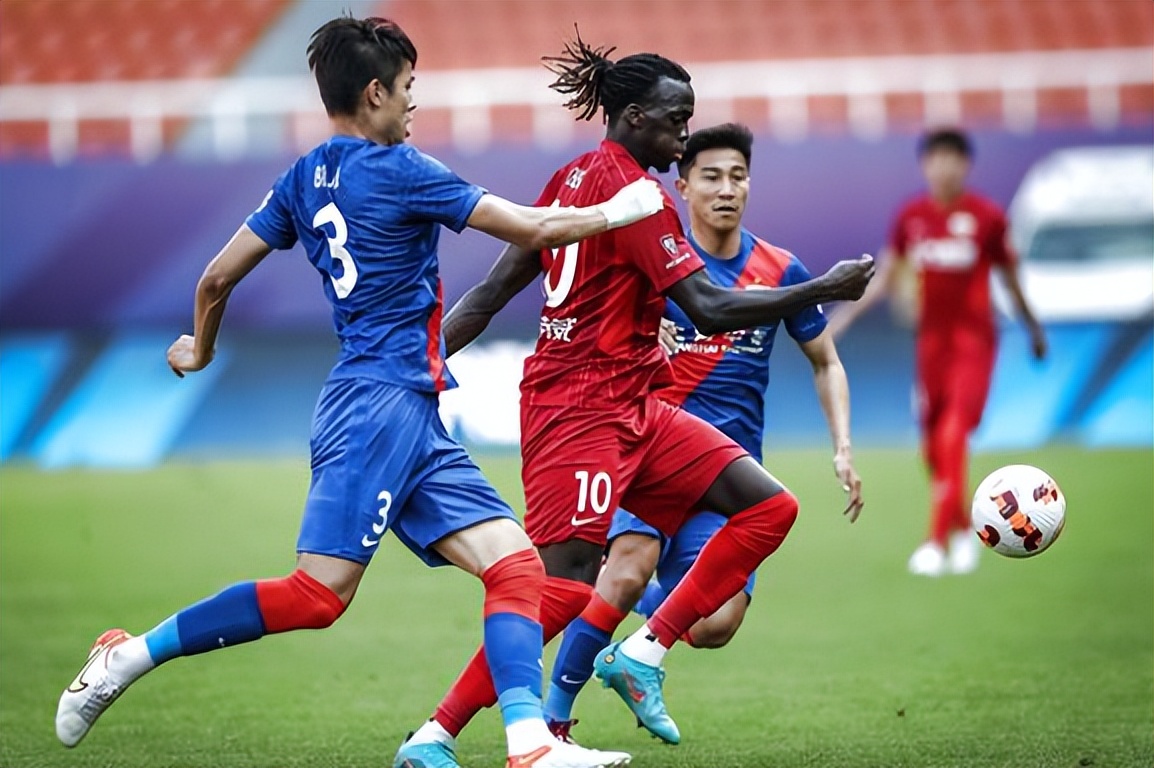 海港队凭运气扳平？一根筋的主教练，终于舍得变阵了休闲区蓝鸢梦想 - Www.slyday.coM