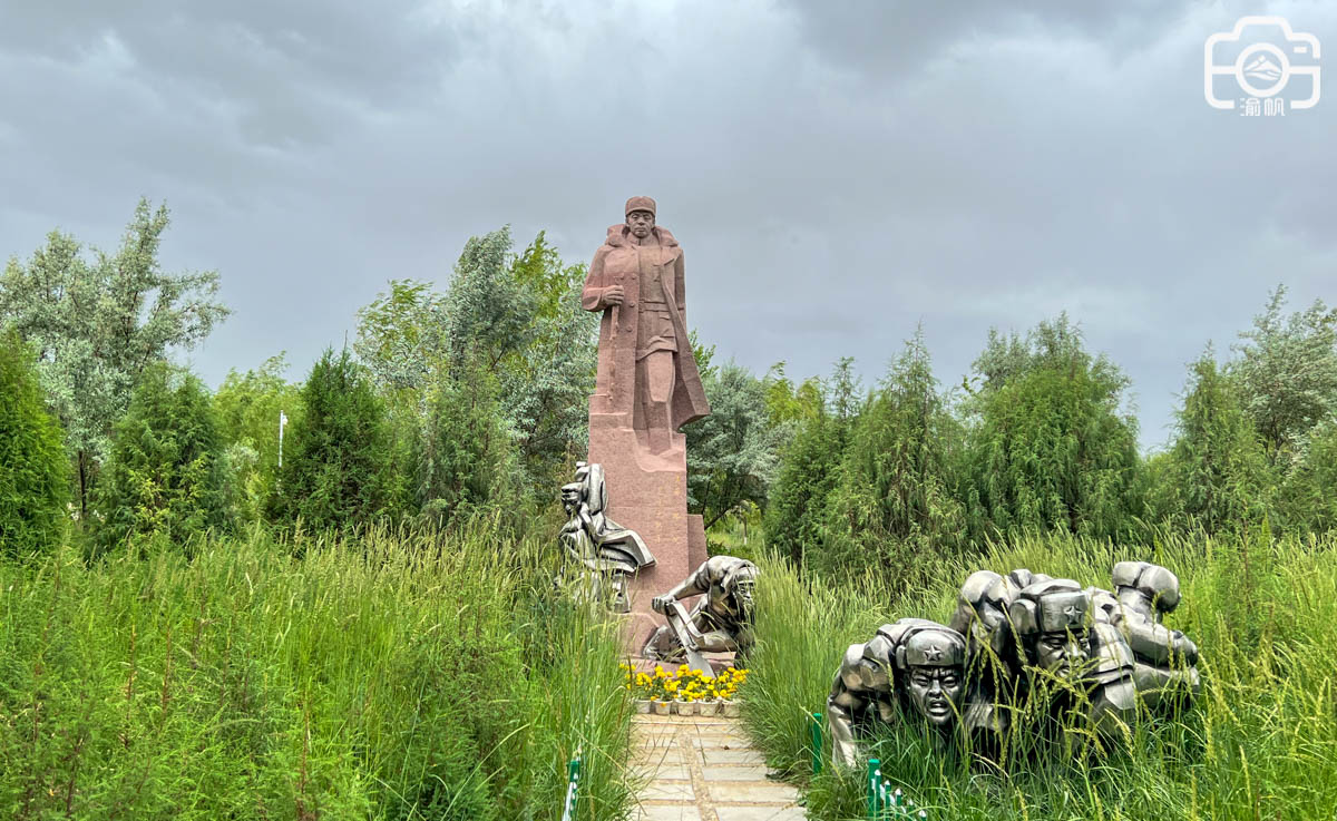 格尔木将军楼背后的故事,一个人、一条路、一座城,让人肃然起敬休闲区蓝鸢梦想 - Www.slyday.coM 格尔木将军楼背后的故事,一个人、一条路、一座城,让人肃然起敬休闲区蓝鸢梦想 - Www.slyday.coM