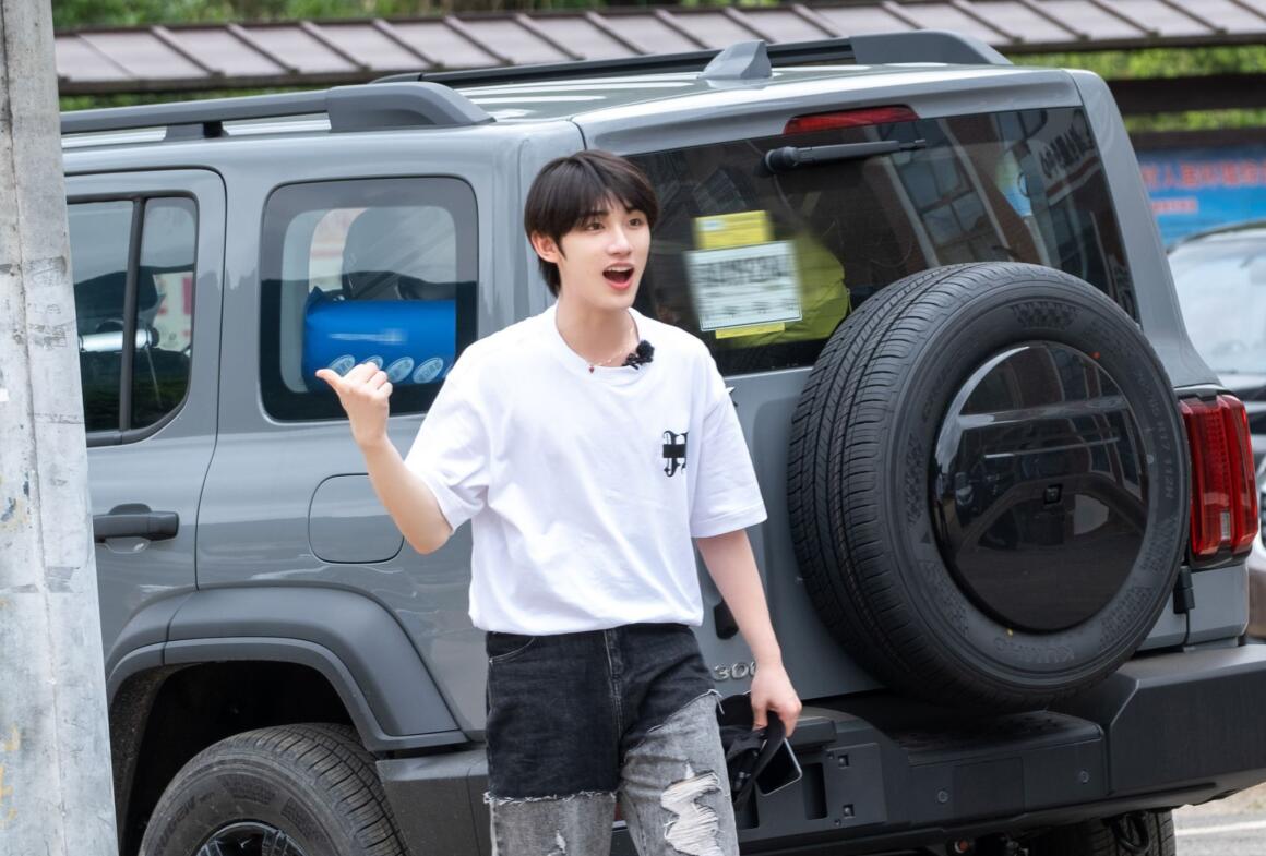 要不是杨幂的“清醒”，这一季《花儿与少年》怕是要被骂惨了休闲区蓝鸢梦想 - Www.slyday.coM