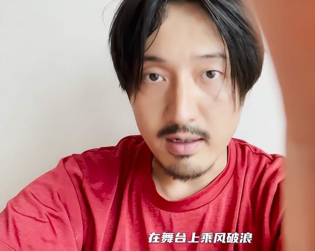 十七岁登春晚舞台，金马奖最佳新演员得主，齐溪并非“无名之辈”休闲区蓝鸢梦想 - Www.slyday.coM