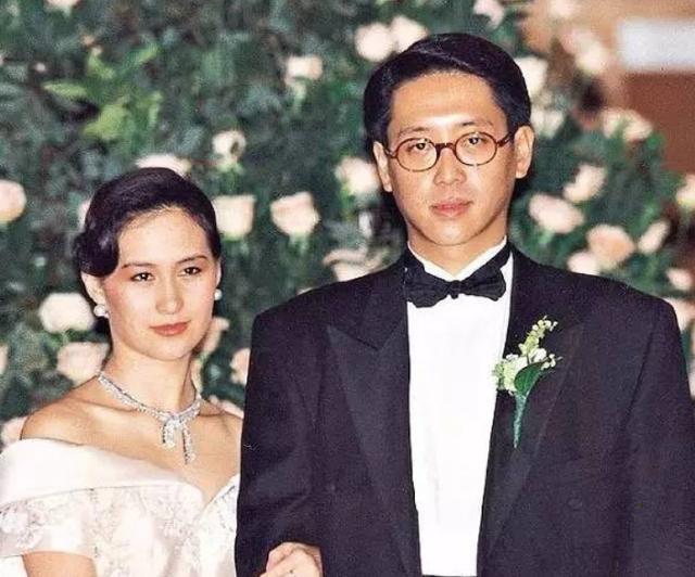 香港回归25周年！何超琼分享商业经历，将继续为香港的未来做贡献休闲区蓝鸢梦想 - Www.slyday.coM