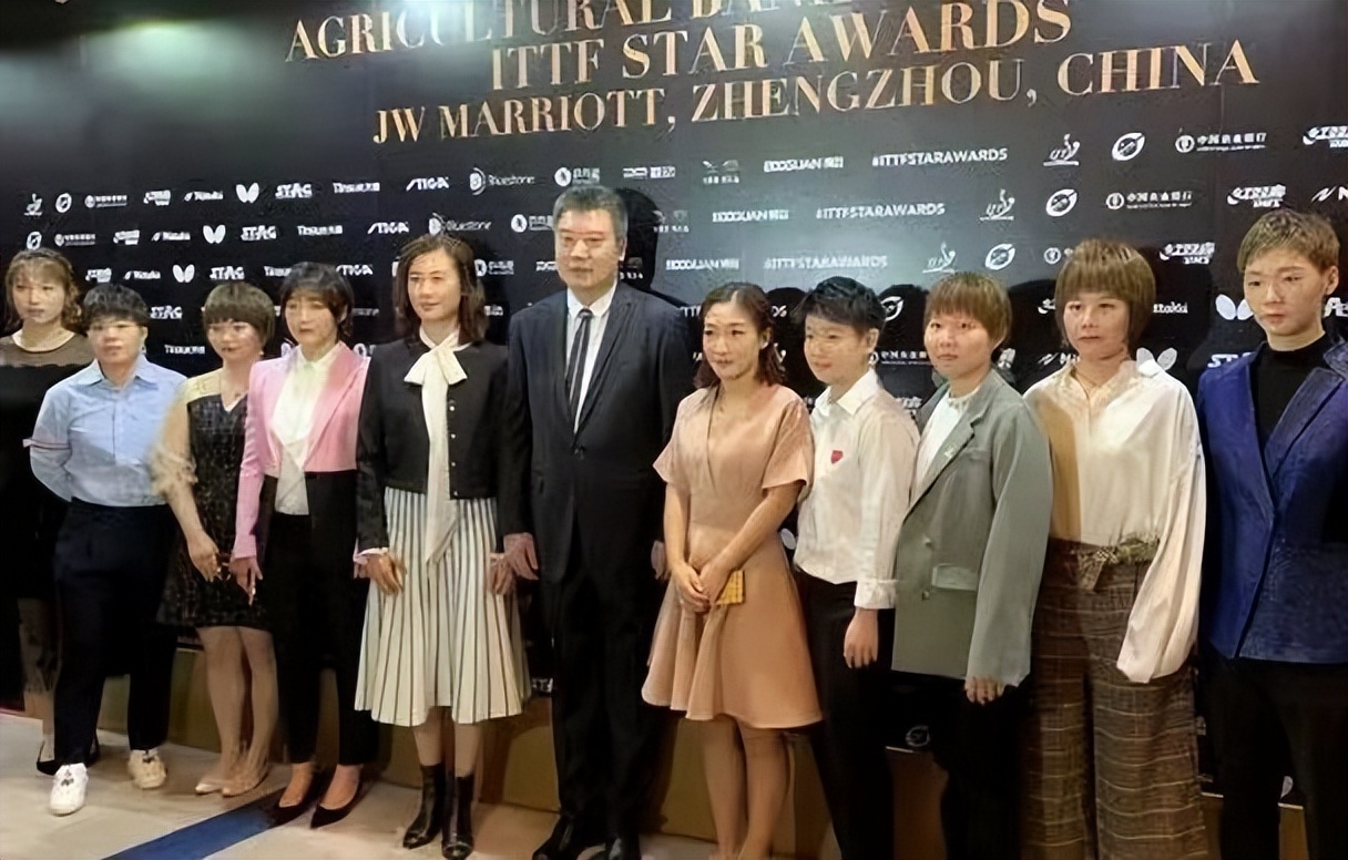 陈梦陪练开辟新竞争模式!31岁刘诗雯迎转机,出国打球是最佳出路休闲区蓝鸢梦想 - Www.slyday.coM 陈梦陪练开辟新竞争模式!31岁刘诗雯迎转机,出国打球是最佳出路休闲区蓝鸢梦想 - Www.slyday.coM