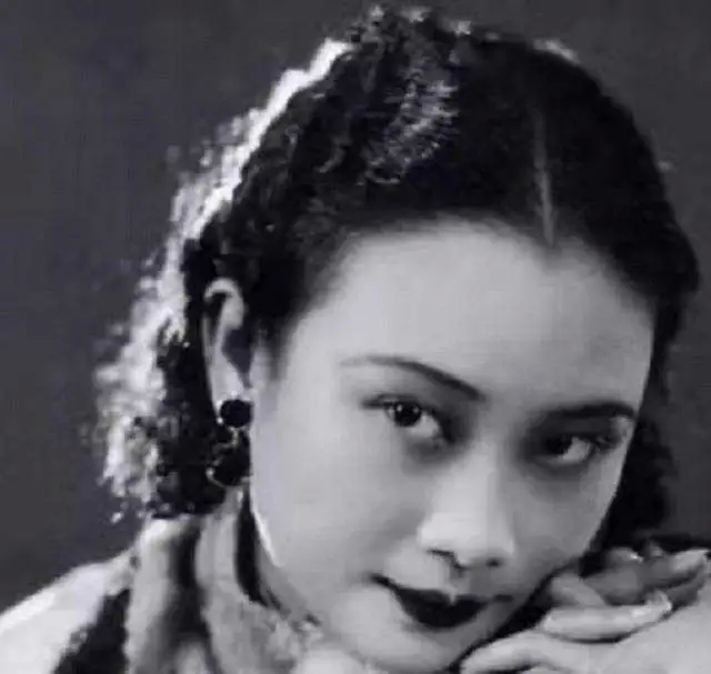 结婚15年生了14个孩子,36岁的陆英躺在床榻上奄奄一息……休闲区蓝鸢梦想 - Www.slyday.coM 结婚15年生了14个孩子,36岁的陆英躺在床榻上奄奄一息……休闲区蓝鸢梦想 - Www.slyday.coM