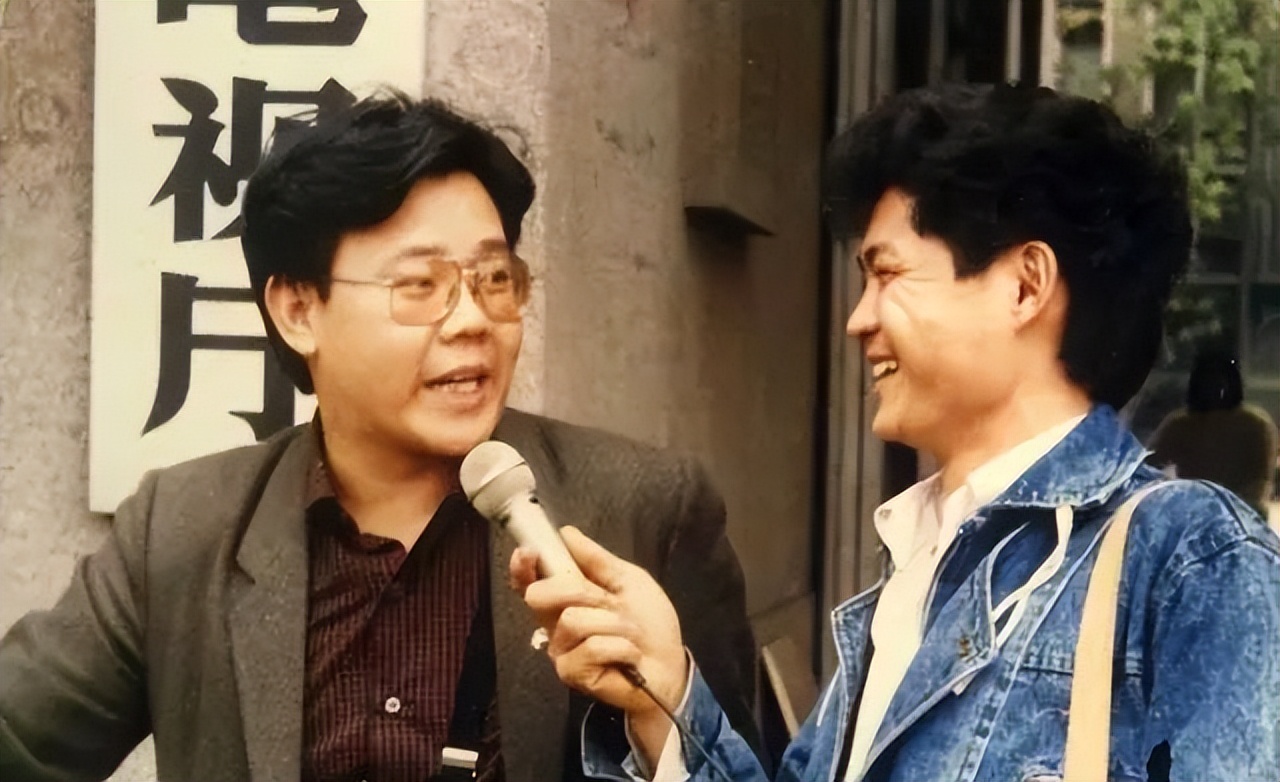 美女主持人李静雯的励志史:穷并不可怕,可怕的是自己放弃了机会休闲区蓝鸢梦想 - Www.slyday.coM 美女主持人李静雯的励志史:穷并不可怕,可怕的是自己放弃了机会休闲区蓝鸢梦想 - Www.slyday.coM