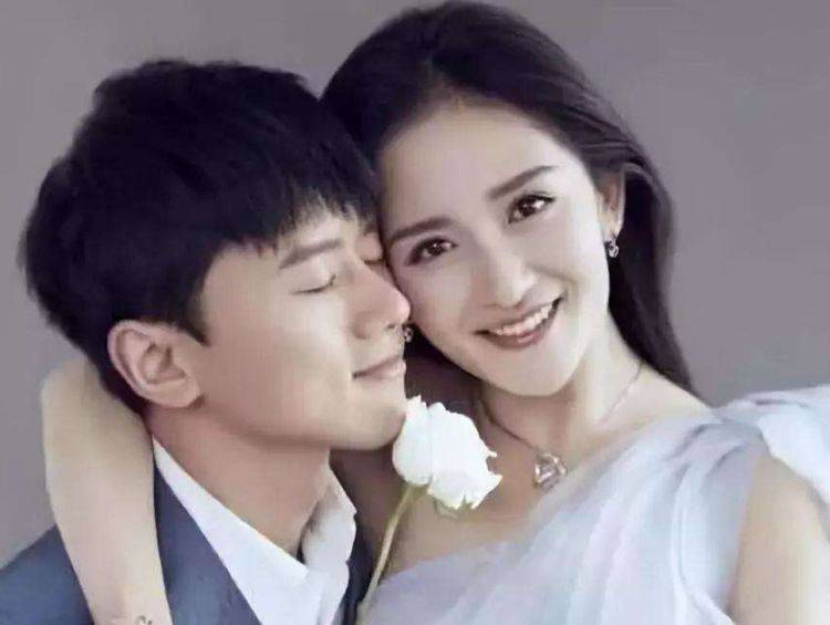 娱乐圈不会离婚的五位,要是他们离了,你还相信爱情吗休闲区蓝鸢梦想 - Www.slyday.coM 娱乐圈不会离婚的五位,要是他们离了,你还相信爱情吗休闲区蓝鸢梦想 - Www.slyday.coM