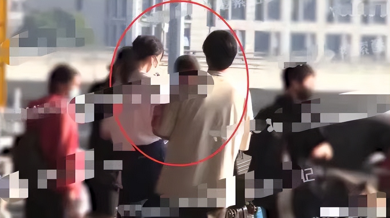 王传君官宣恋情，称齐溪为齐老师，宋丹丹等嘉宾为齐溪打call休闲区蓝鸢梦想 - Www.slyday.coM