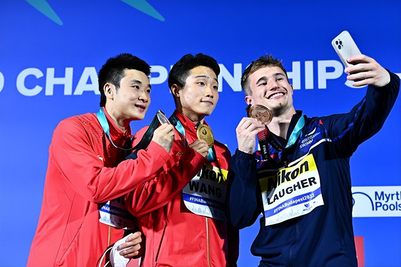 央视直播!全红婵冲击新纪录,中国跳水队或诞生首位三冠王休闲区蓝鸢梦想 - Www.slyday.coM 央视直播!全红婵冲击新纪录,中国跳水队或诞生首位三冠王休闲区蓝鸢梦想 - Www.slyday.coM