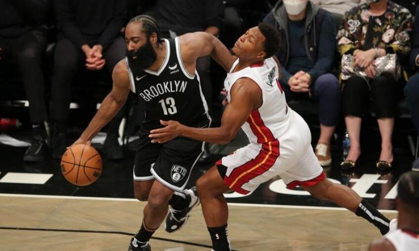 一夜13大续约动态,湖人迎来官宣,哈登一年3000万?比尔5000万!休闲区蓝鸢梦想 - Www.slyday.coM 一夜13大续约动态,湖人迎来官宣,哈登一年3000万?比尔5000万!休闲区蓝鸢梦想 - Www.slyday.coM