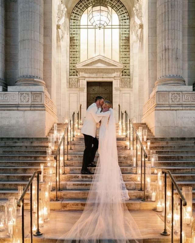 乐福大婚,詹姆斯发文祝贺,多名骑士旧将到场,独缺欧文休闲区蓝鸢梦想 - Www.slyday.coM 乐福大婚,詹姆斯发文祝贺,多名骑士旧将到场,独缺欧文休闲区蓝鸢梦想 - Www.slyday.coM