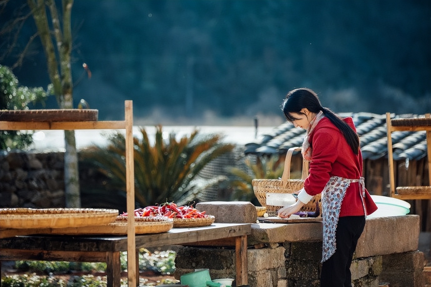 赵丽颖新剧婚服照好美,艳丽大红唇引人注目,网友:幸福结婚了!休闲区蓝鸢梦想 - Www.slyday.coM 赵丽颖新剧婚服照好美,艳丽大红唇引人注目,网友:幸福结婚了!休闲区蓝鸢梦想 - Www.slyday.coM